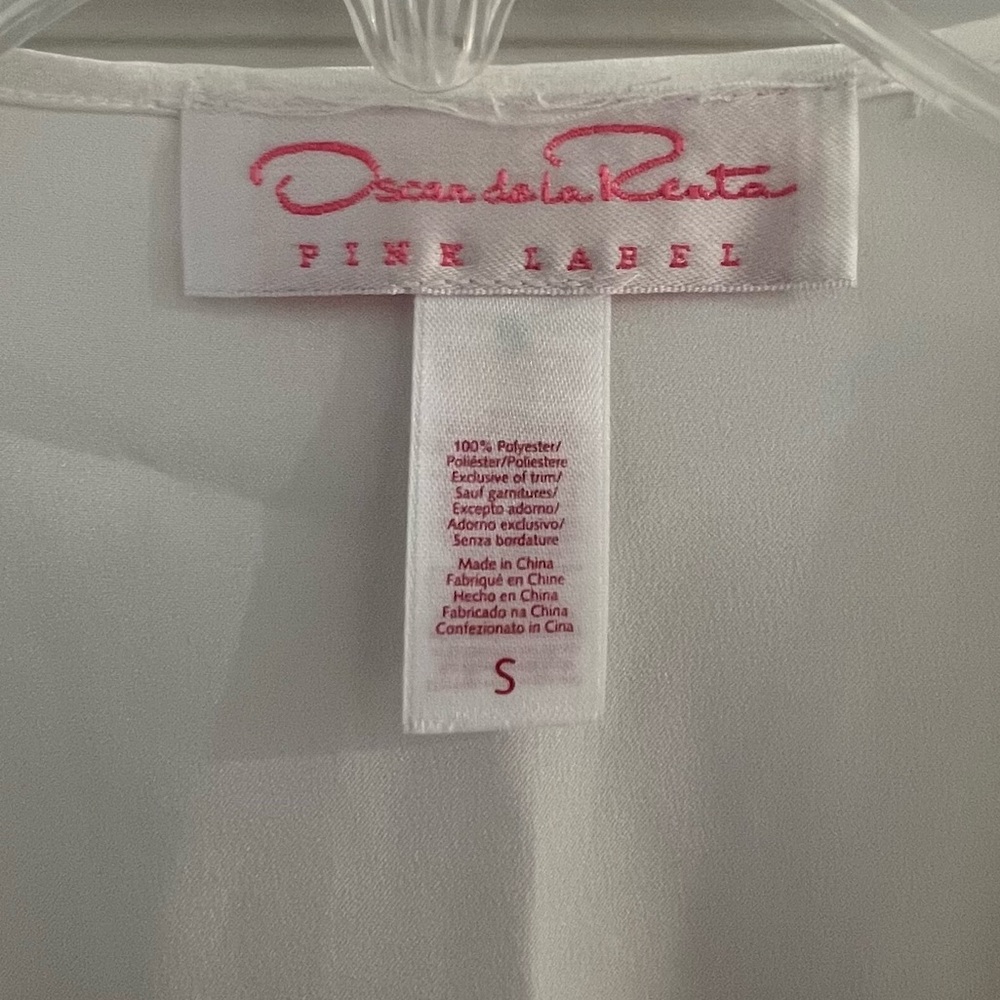 Elegant White Robe - Picture 9 of 10